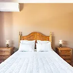Casa Da Aldeia - Exclusive Upper Floor With 3 Bedrooms And Private Pool Vakantiehuis Fuinhas