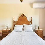Vakantiehuis Casa Da Aldeia - Exclusive Upper Floor With 3 Bedrooms And Private Pool