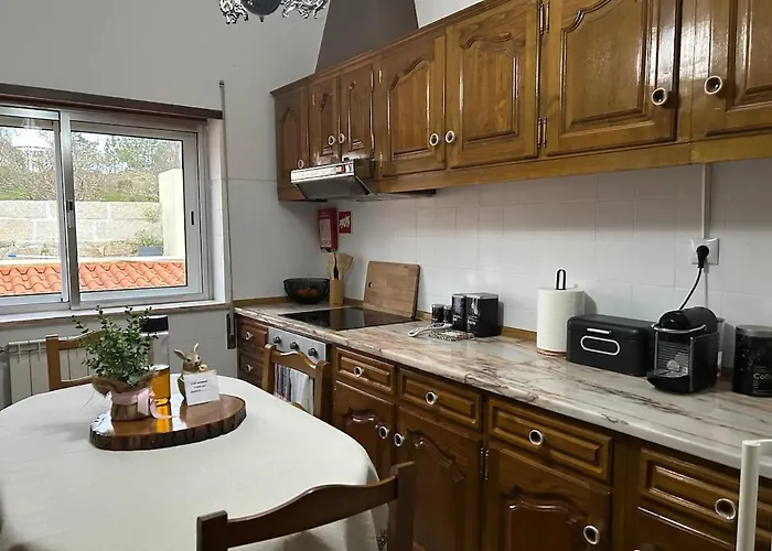 Casa Da Aldeia - Exclusive Upper Floor With 3 Bedrooms And Private Pool Fuinhas