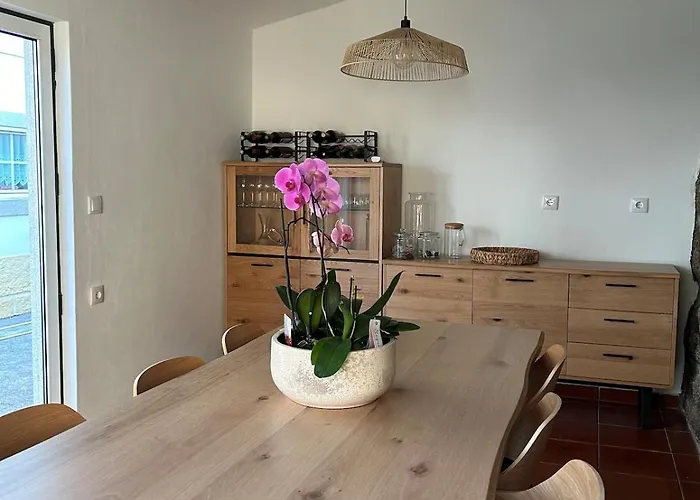 Hébergement de vacances Casa Da Aldeia - Exclusive Upper Floor With 3 Bedrooms And Private Pool Fuinhas