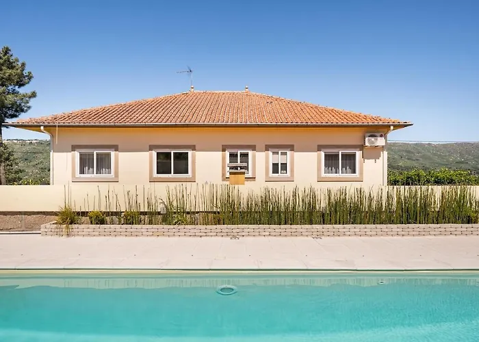 Casa Da Aldeia - Exclusive Upper Floor With 3 Bedrooms And Private Pool Hébergement de vacances Fuinhas